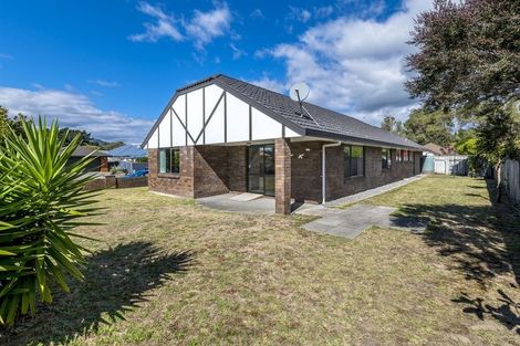 Photo of property in 52 Campion Road, Waikanae Beach, Waikanae, 5036