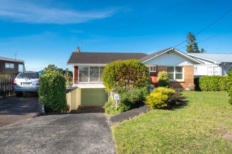 Photo of property in 417 Don Buck Road, Massey, Auckland, 0614