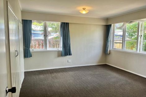Photo of property in 1/16 Duncan Avenue, Te Atatu South, Auckland, 0610