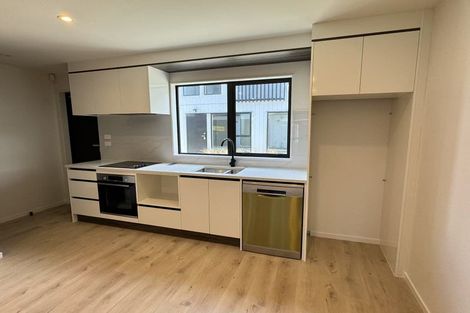 Photo of property in 7/25 Taikata Road, Te Atatu Peninsula, Auckland, 0610