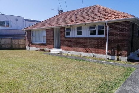 Photo of property in 39 Regina Street, Westmere, Auckland, 1022
