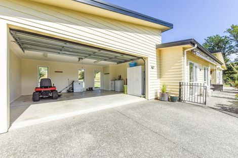 Photo of property in 927 Waiwhero Road, Ngatimoti, Motueka, 7196