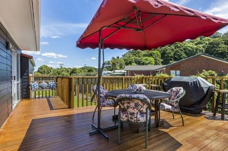 Photo of property in 562 Leigh Road, Whangateau, Warkworth, 0985