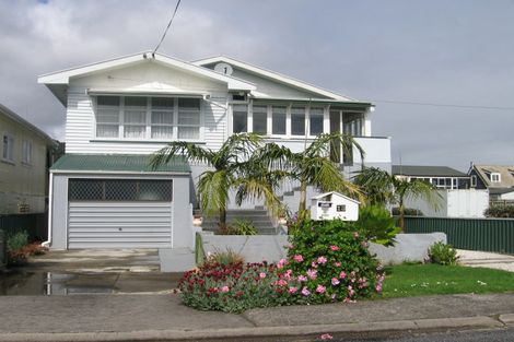 Photo of property in 13 Tatahi Street, Te Puru, Thames, 3575