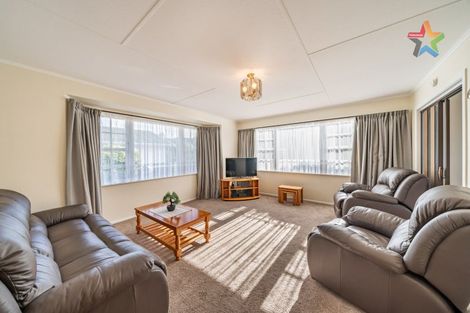 Photo of property in 21 Berkeley Road, Wainuiomata, Lower Hutt, 5014