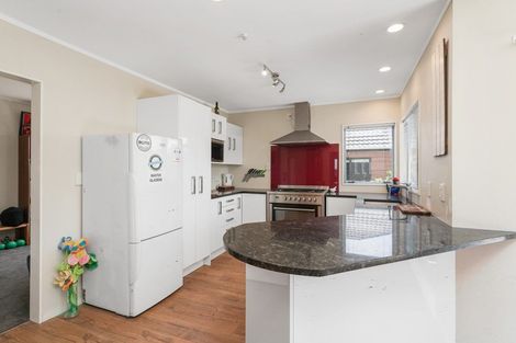 Photo of property in 7 Westridge, Camborne, Porirua, 5026