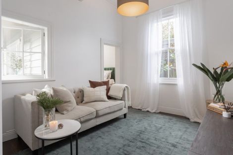 Photo of property in 2/2 Calliope Road, Devonport, Auckland, 0624