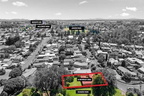 Photo of property in 16 Beverley Crescent, Hillcrest, Hamilton, 3216