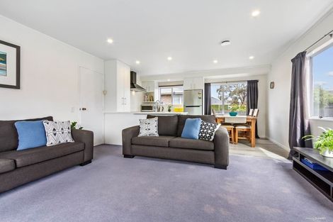Photo of property in 1/12 Brookfield Road, Te Atatu Peninsula, Auckland, 0610