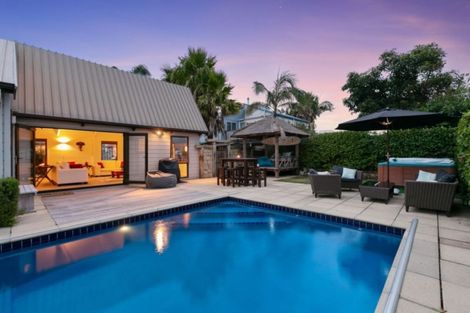 Photo of property in 1/205 Valley Road, Mount Maunganui, 3116