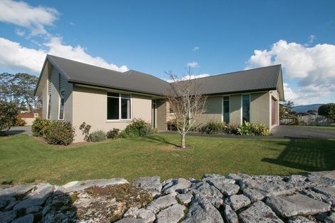 Photo of property in 2 Longmynd Drive, Katikati, 3129