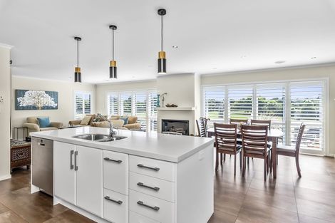 Photo of property in 21 Jade Lane, Paraparaumu, 5032