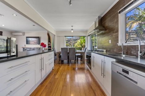 Photo of property in 7 Penrith Street, Westown, New Plymouth, 4310