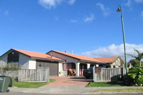Photo of property in 14 Bucksburn Place, Greenmeadows, Napier, 4112