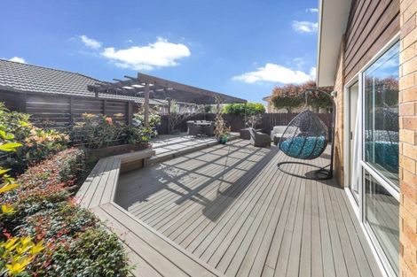 Photo of property in 2/25 Keswick Close, Northpark, Auckland, 2013