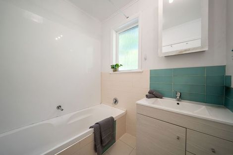 Photo of property in 152 Helston Road, Paparangi, Wellington, 6037