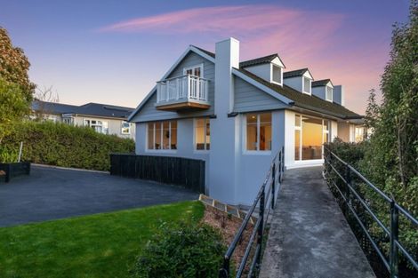 Photo of property in 148 Dyers Pass Road, Cashmere, Christchurch, 8022