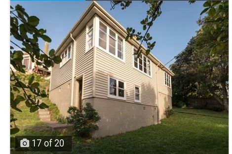 Photo of property in 29 Sidlaw Street, Strathmore Park, Wellington, 6022