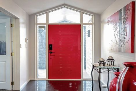 Photo of property in 6 John Brooke Crescent, East Tamaki Heights, Auckland, 2016