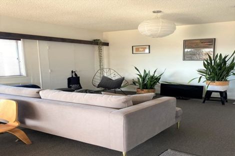 Photo of property in 6 Stormont Place, Kingston, Wellington, 6021