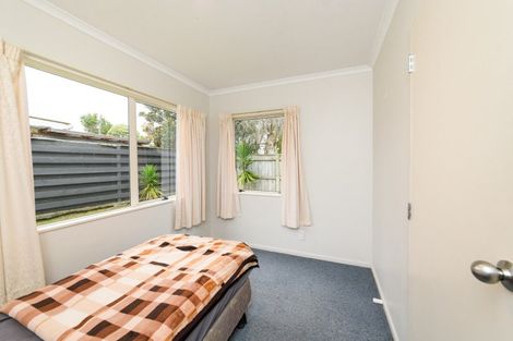 Photo of property in 5 Astrid Court, Awapuni, Palmerston North, 4412