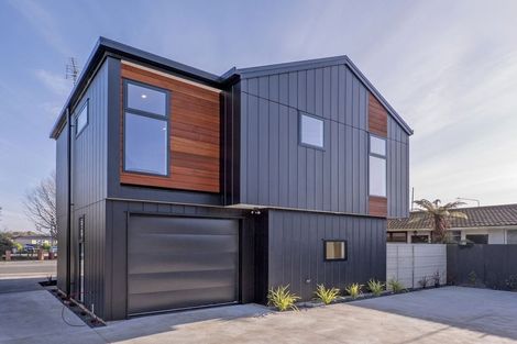 Photo of property in 2/142 Main Road North, Papanui, 8052