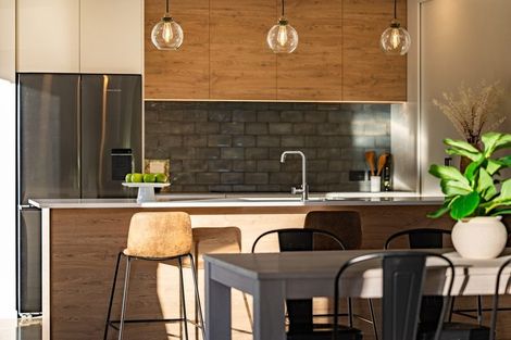 Photo of property in 69 Howden Drive, Jacks Point, 9371