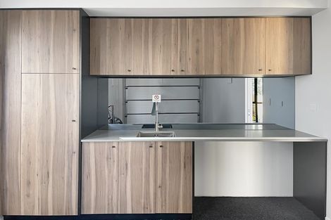 Photo of property in 7b Ballial Place, West Harbour, Auckland, 0618