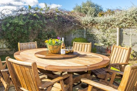 Photo of property in 7 Ormrod Grove, Riverstone Terraces, Upper Hutt, 5018