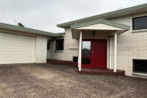 Photo of property in 13 Elsfield Place, Torbay, Auckland, 0630