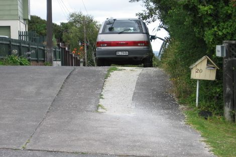 Photo of property in 20 Stanley Road, Glenfield, Auckland, 0629