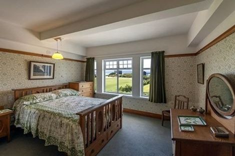 Photo of property in Chevening Flats, 90 Salamanca Road, Kelburn, Wellington, 6012