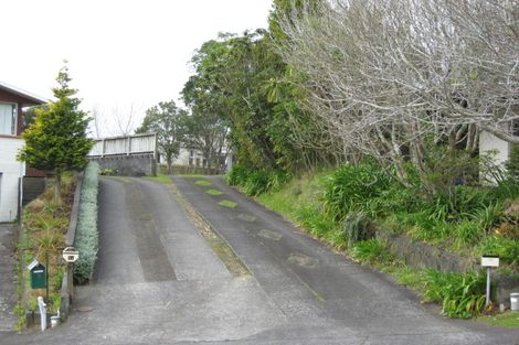 Photo of property in 3b Montana Place, Merrilands, New Plymouth, 4312