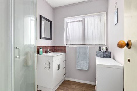 Photo of property in 34 Frederick Street, Carterton, 5713