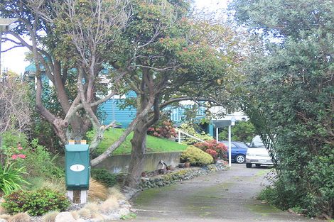 Photo of property in 8 Eatwell Avenue, Paraparaumu Beach, Paraparaumu, 5032