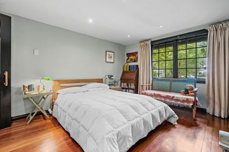 Photo of property in 28 Kempton Street, Greytown, 5712