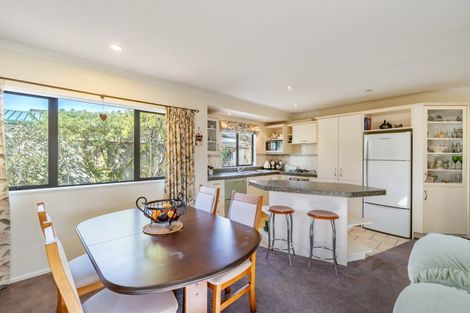 Photo of property in 51 Fraser Crescent, Elderslea, Upper Hutt, 5018