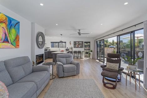 Photo of property in 91 Pepe Road, Tairua, 3508