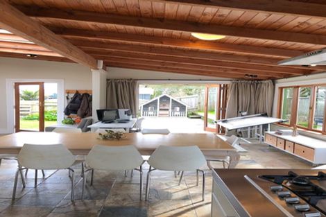 Photo of property in 62 Church Street, Devonport, Auckland, 0624