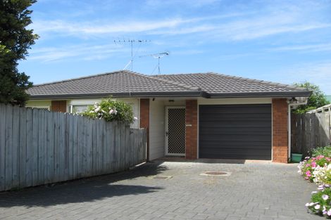 Photo of property in 45 Koru Street, Mangere Bridge, Auckland, 2022