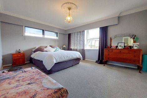 Photo of property in 20 Duncan Road, St Andrews, Hamilton, 3200