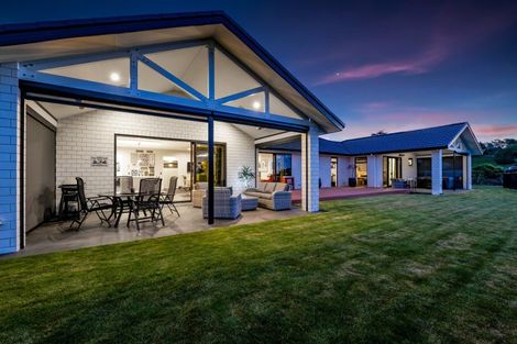 Photo of property in 129 Smart Road, Glen Avon, New Plymouth, 4372