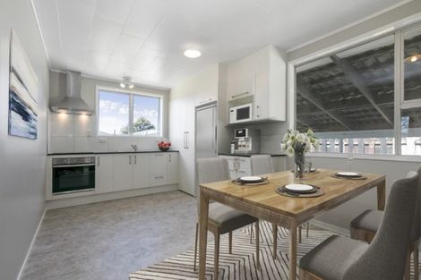 Photo of property in 7 Waterlea Avenue, Mangere Bridge, Auckland, 2022
