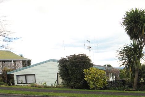 Photo of property in 4 Victory Street, Welcome Bay, Tauranga, 3112