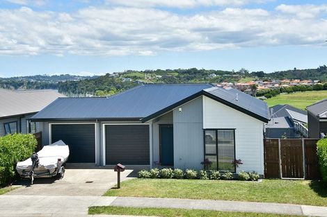 Photo of property in 47 Barcliff Terrace, Gulf Harbour, Whangaparaoa, 0930