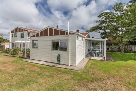 Photo of property in 234 Kawiu Road, Levin, 5510