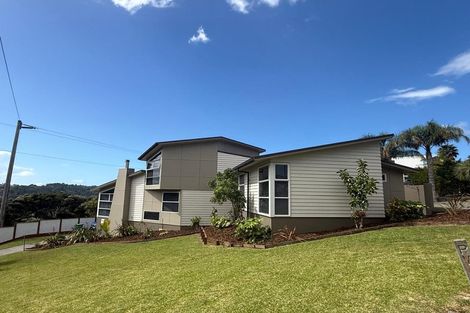 Photo of property in 112 Kittiwake Drive, Schnapper Rock, Auckland, 0632