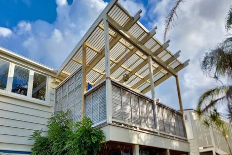 Photo of property in 106 Calliope Road, Stanley Point, Auckland, 0624