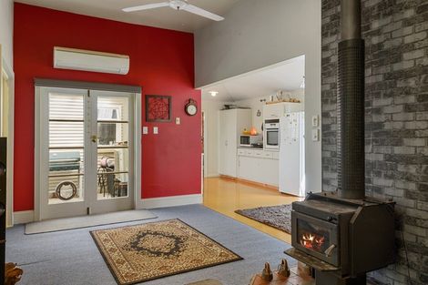 Photo of property in 336 Whitecliffs Road, Whitecliffs, Coalgate, 7673