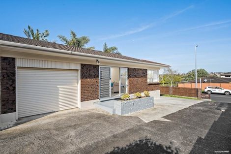 Photo of property in 1/19 Fortunes Road, Half Moon Bay, Auckland, 2012